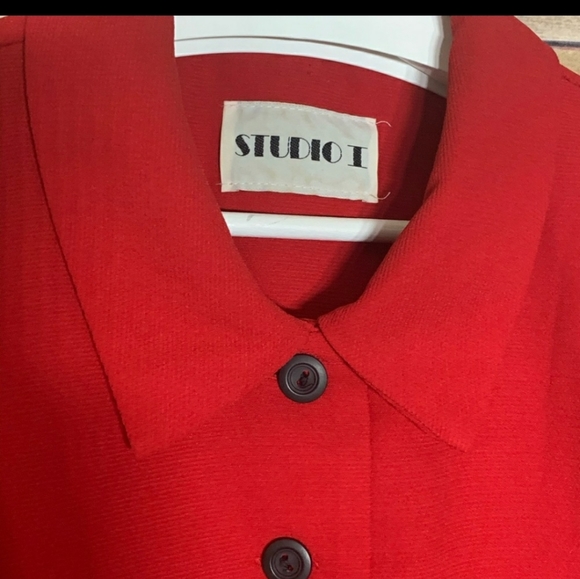 Red Blazer with black buttons - Picture 3 of 8